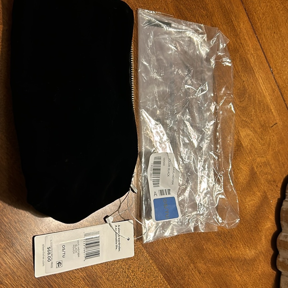 Eileen Fisher Black Velvet pouch - Picture 2 of 3